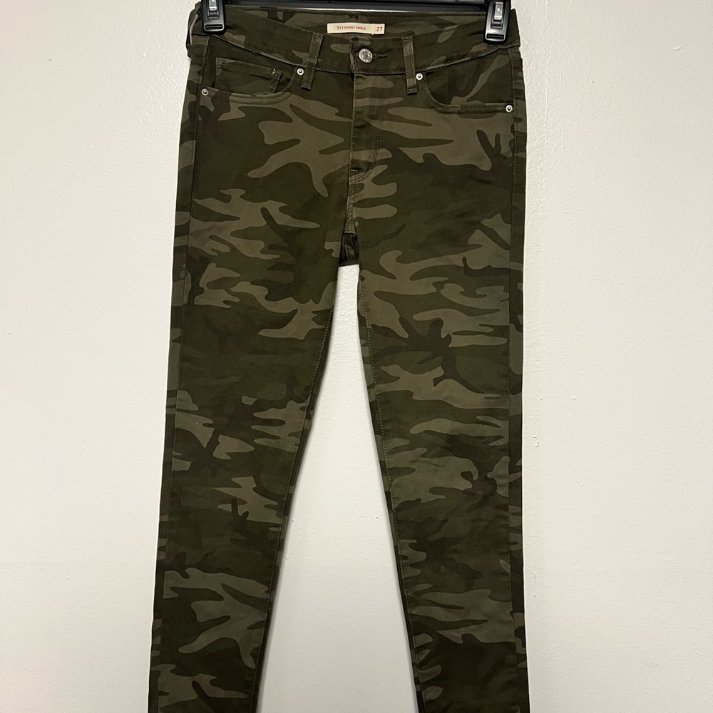 Levi Strauss &Co. 711 Skinny Ankle Women’s Pants CamoGreen W27 New